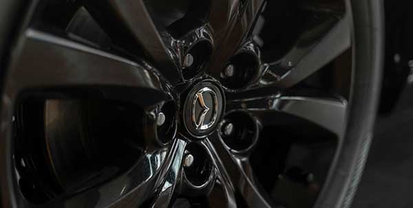 マツダ2（デミオ）のタイヤサイズの概要