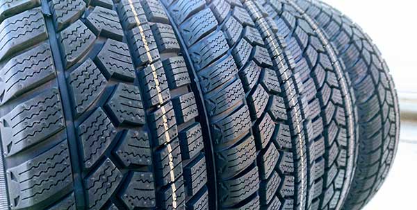 ミニバンにおすすめのスタッドレスタイヤ15選