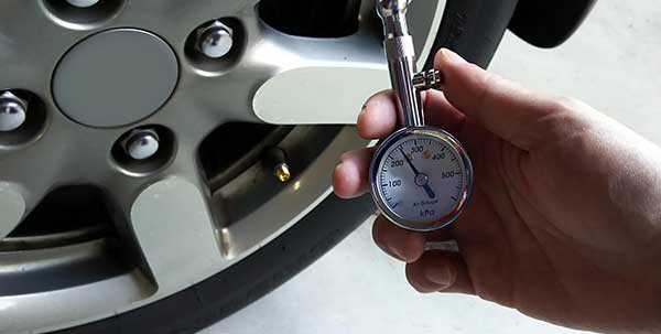 ミニバンのスタッドレスタイヤを長持ちさせる方法