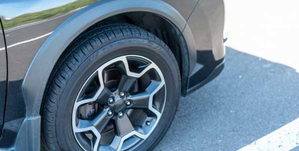 【トヨタ】MIRAIはインチダウンできる？推奨サイズは？