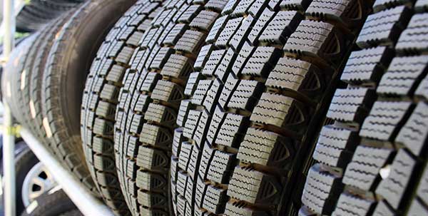 ジムニーノマドのスタッドレスタイヤはどう選ぶ？