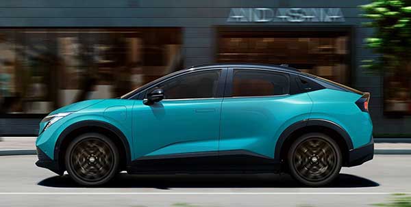 3代目新型リーフが登場!旧型とタイヤサイズは違う?