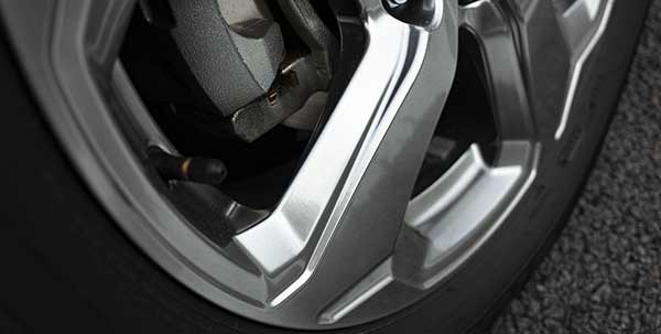 20インチホイールのおすすめから愛車に合う商品を選ぼう