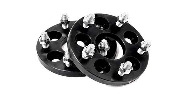 どうしても履きたい時の最終手段「PCD変換スペーサー」とは