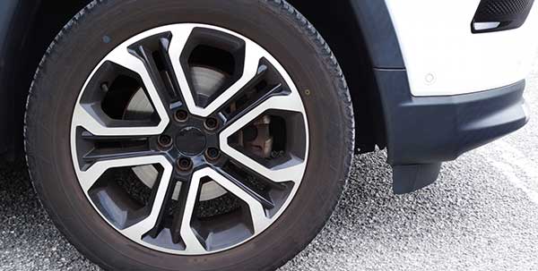 【用途別】ノアに合うおすすめのホイール10選