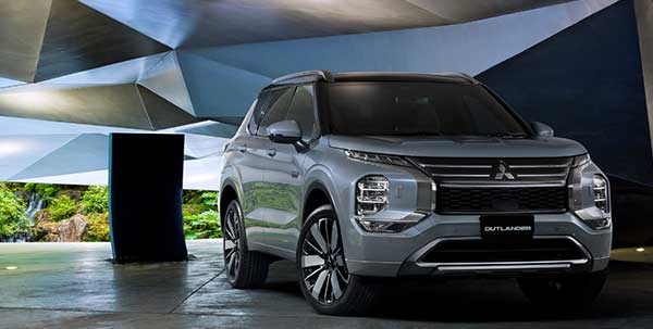 【型式別】アウトランダーPHEVの純正ホイール・タイヤサイズ一覧