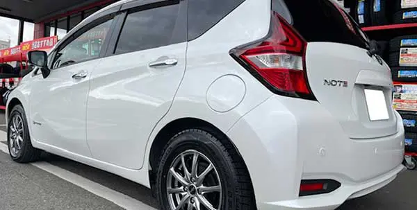 日産ノートの種類別タイヤサイズ一覧！おすすめスタッドレス5選と