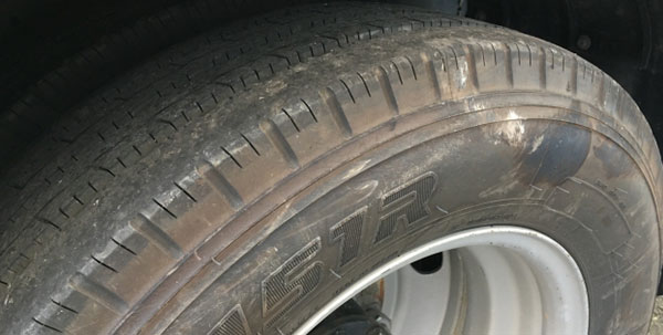 タイヤの空気圧が高すぎることで起こる3つの弊害