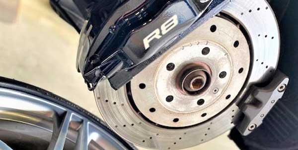 【AUDI R8|リア4POTビッグキャリパー