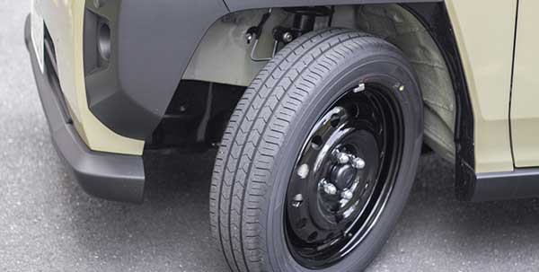 コンパクトカーの合うサマータイヤの選び方