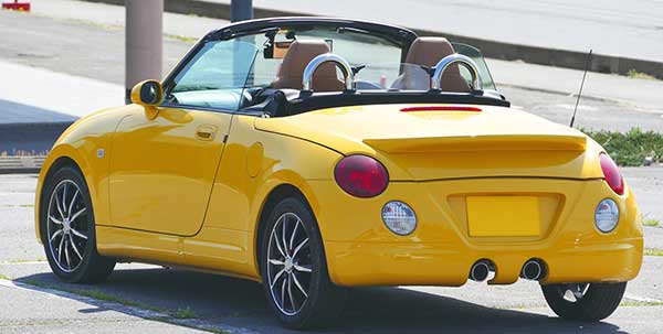 スポーツ走行を重視する方におすすめのサマータイヤ