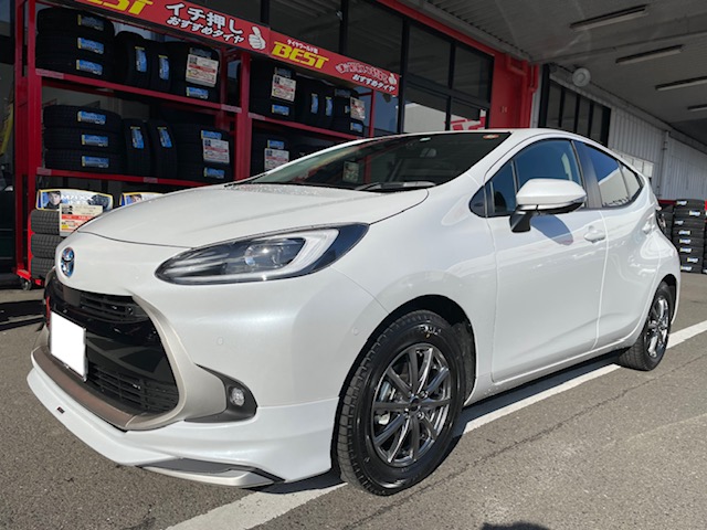 トヨタ アクアにおすすめしたいスタッドレスタイヤ・ホイール紹介  