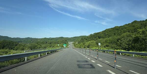 ロードノイズは路面状況によってどれぐらい変わる？