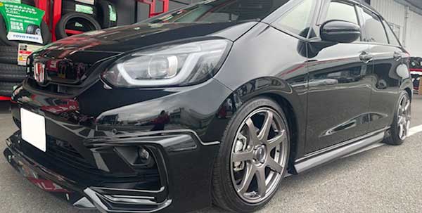 PerformanceLine PF07装着イメージ