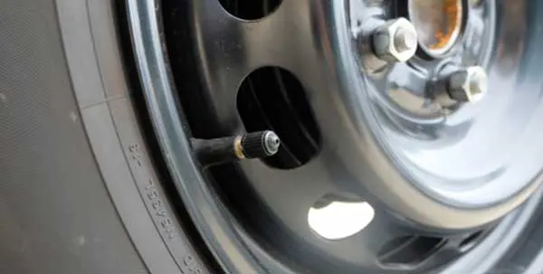 バルブの劣化によるエア漏れ