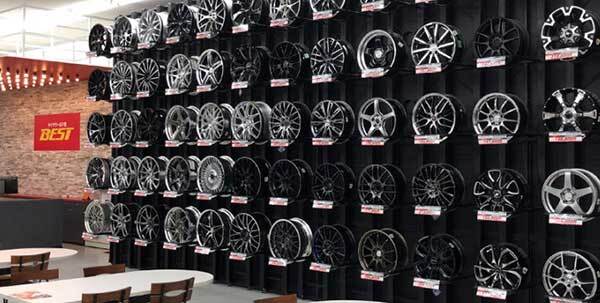 ホイール展示